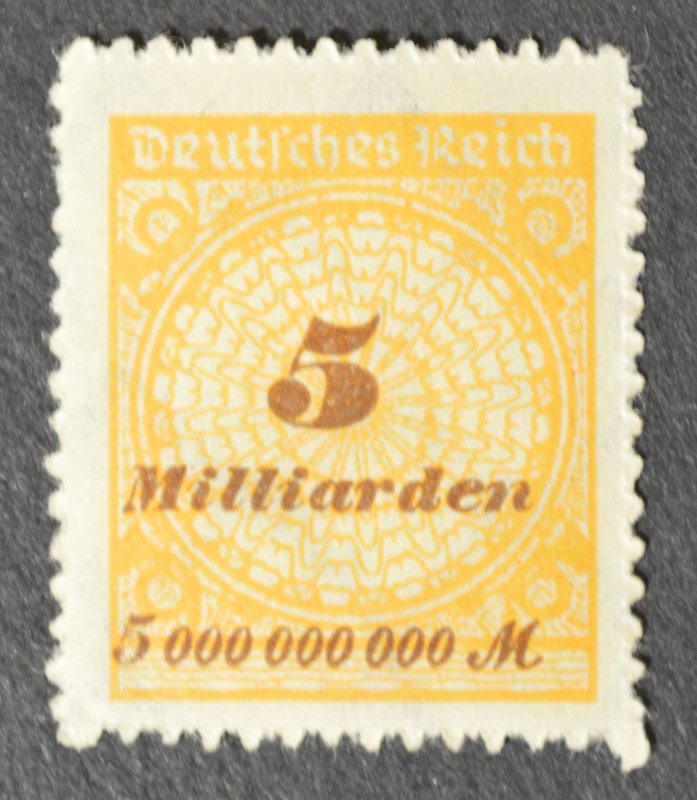 Germany Sc # 307, VF MH