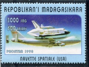 Malagasy 1998 USA SPACE SHUTTLE 1 value Perforated Mint (NH)