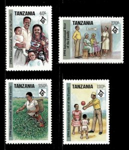 Tanzania 1994 - International Year of the Family - Set of 4v - Scott 1225-28 MNH