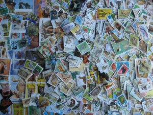 Animals topic 670 plus 12 SS different, lots of postally used, check them out! 