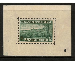 Luxembourg #151 VF Mint Never Hinged Birth Of Princess Elizabeth Souvenir Sheet