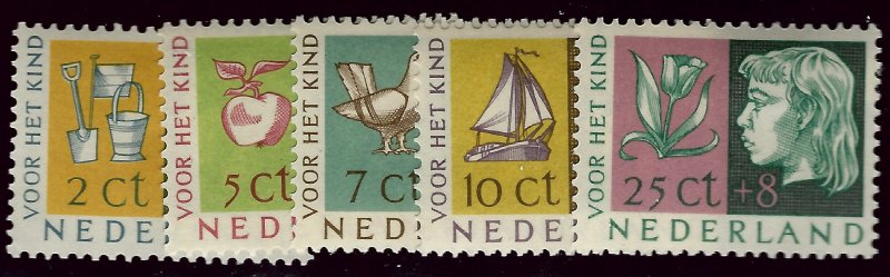 Netherlands  SC B259-263 Mint F-VF Cat $20.65...Bid to WIN!!