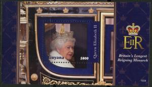 GUYANA 2016 QUEEN ELIZABETH II BRITAIN'S LONGEST REIGNING MONARCH S/S  MINT NH 