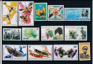 D390492 Rwanda Nice selection of MNH stamps