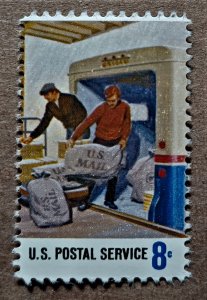 United States #1496 8c Loading Mail on Truck MNH (1973)