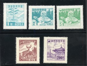 KOREA 1955/56 DEFINITIVES SCOTT #203A/E MINT NEVER HINGED