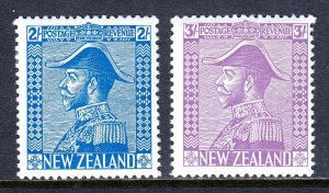 NEW ZEALAND — SCOTT 182-183 — 1926 KGV ADMIRAL'S UNIFORM SET — MH — SCV $200