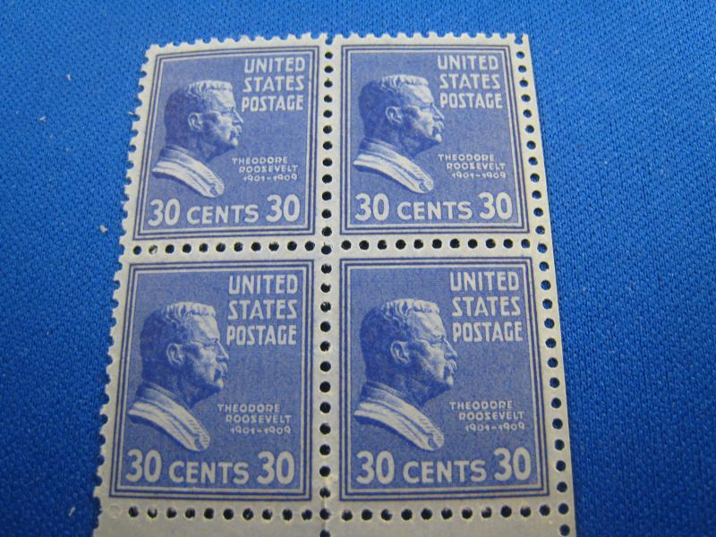 U.S. SCOTT #830 - BLOCK of 4 - MNH