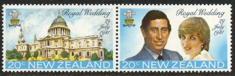 New Zealand Sc #735a MNH pair