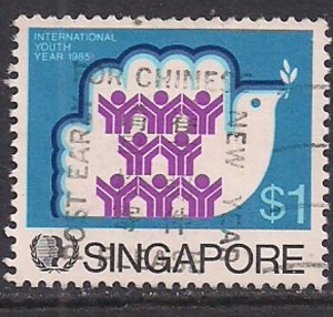 Singapore 1985 QE2 $1 International Youth Year SG 518 used ( B696 )