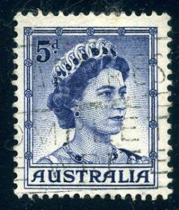 Australia - Scott #319 - 5d - Queen Elizabeth II - Used