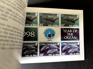 Isle of Man: 1997  International Year of the Ocean, Booklet, MNH