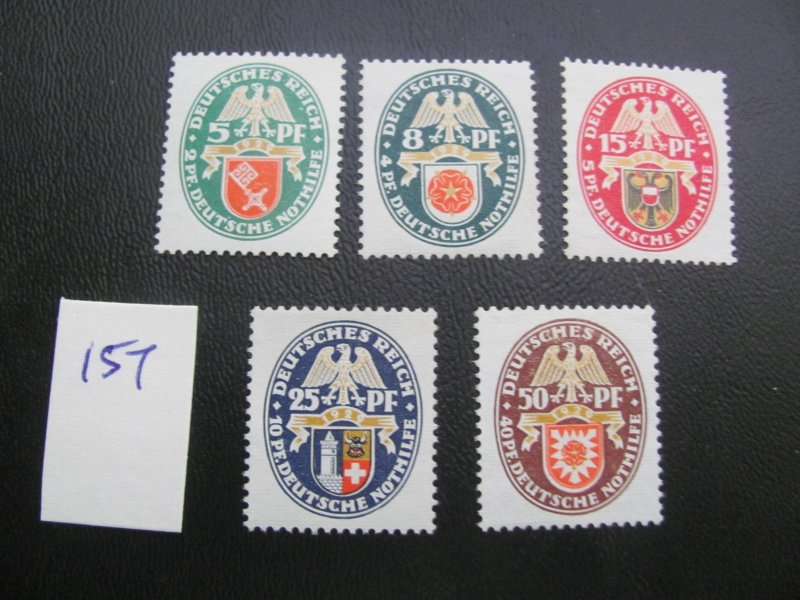 Germany 1928 MNH  SC B28-32  SET XF 240 EUROS (157)