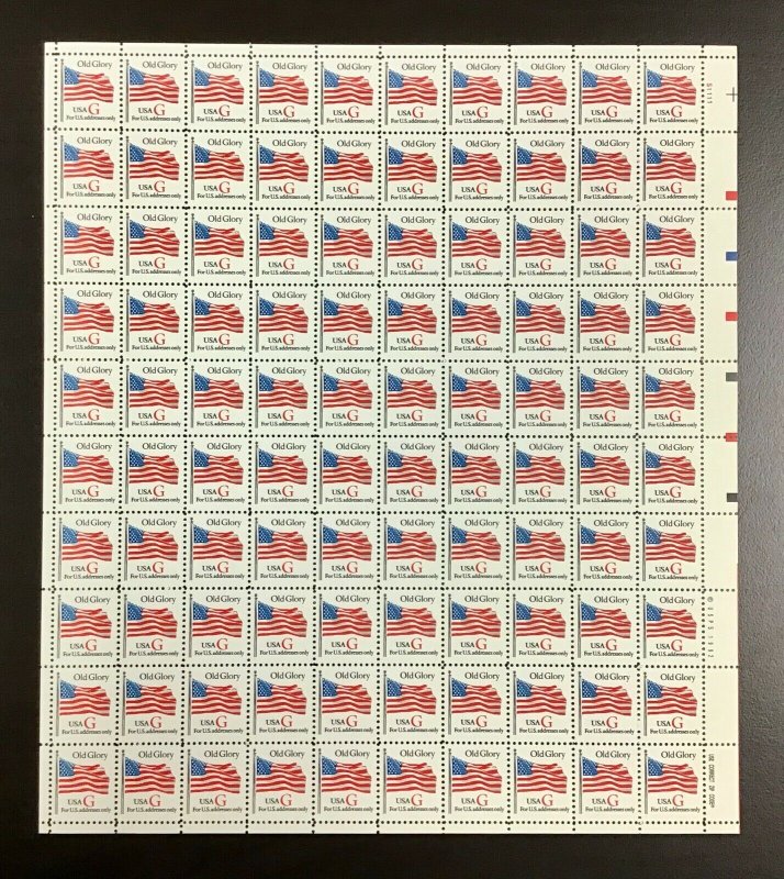 2882 Red "G" and Old Glory. MNH 32 c stamp. Sheet of 100. Issued 1994