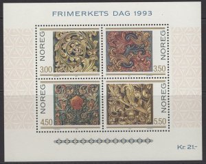 NORWAY SGMS1168 1993 STAMP DAY WOOD CARVINGS MNH