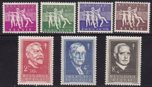 1955 Belgio  - n. 979/985  7 values  MNH/**