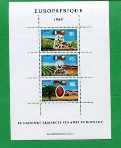 DAHOMEY SOUVENIR SHEET Sc# C105a MNH, XF / Berlin 1969 Feilds - FOS25