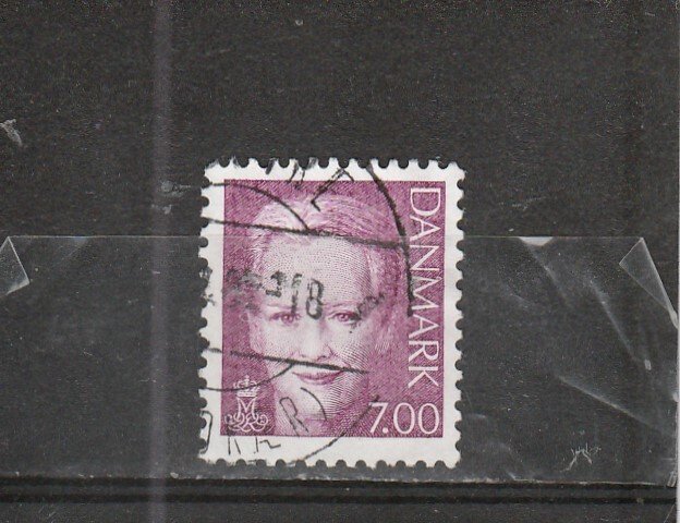 Denmark  Scott#  1136  Used  (2004 State Seal)