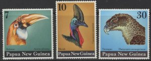 PAPUA NEW GUINEA SG270/2 1974 BIRDS HEADS MNH