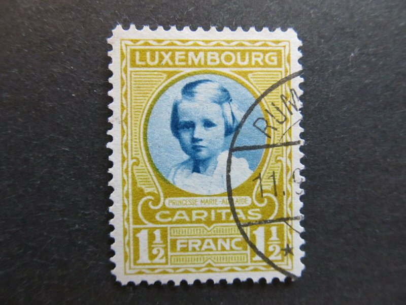 A4P27F128 Letzebuerg Luxembourg Semi-Postal Stamp 1928 1 1/2fr + 50c used