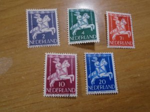 Neterlands  #  B170-74  MH / used