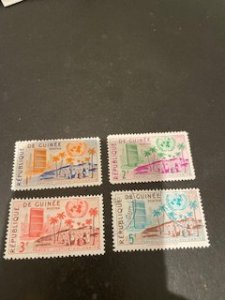 Guinea sc 190-193 u+MH comp set