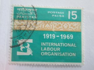 Pakistan #272 used  2022 SCV = $0.25