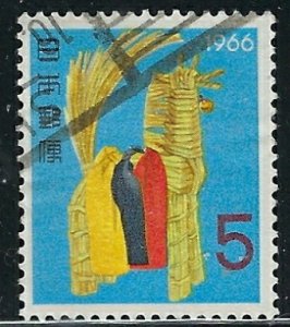 Japan 858 Used 1965 issue (mm1170)