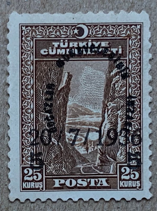 Turkey 1936 5k on 25k Dardanelles, MNH. Scott 776, CV $4.33 for NH