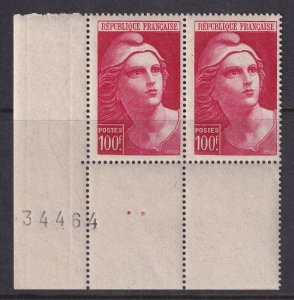 France, Scott 556 var, Yvert 733b, MNH pair, Strap variety Bretalle
