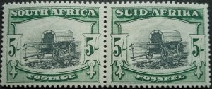 South Africa 1933 Five Shillings pair with inverted watermark SG 64aw mint