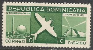 DOMINICAN REPUBLIC C33 MOG COLUMBUS I452-5