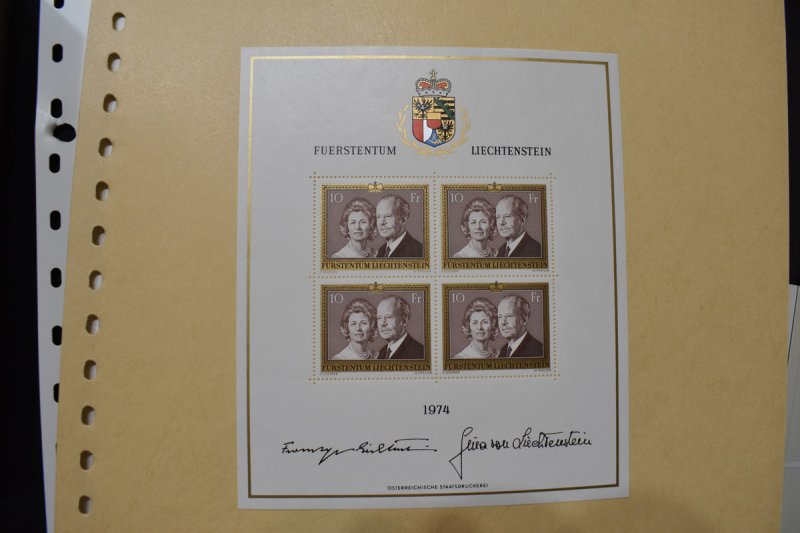 LIECHTENSTEIN   557   MNH   SHEET OF 4