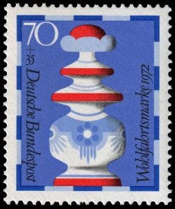 Germany - Scott B494 - Mint-Never-Hinged