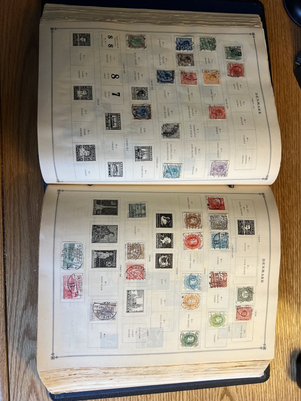 Scott International Postage Stamp Album Part I (1840-1940) 2,768 Stamps!