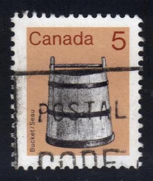 Canada #920 Bucket, used (0.25)