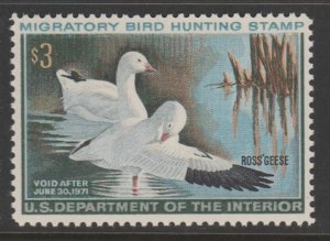 U.S. Scott Scott #RW37 Duck Stamp - Mint NH Single