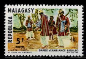 Madagascar Scott 386 MH* stamp