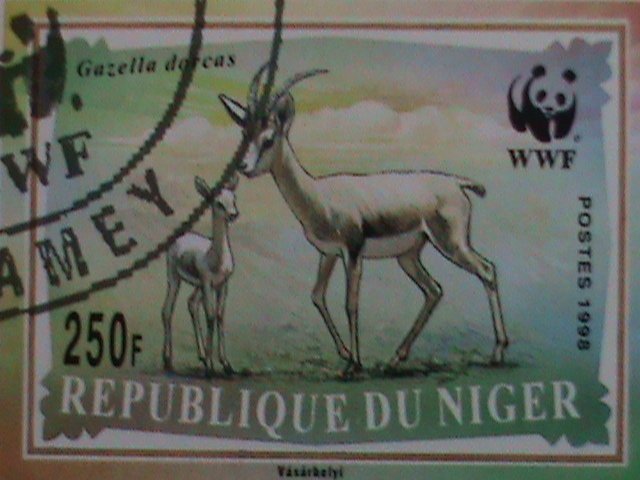 NIGER-1998-SC#986a WWF-ENDANGER ANIMALS CTO RARE S/S CAT. $40 VF