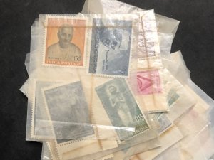 W.W. Stamps Very Nice New Zealand & Lots of Mint India + Very Old U.S