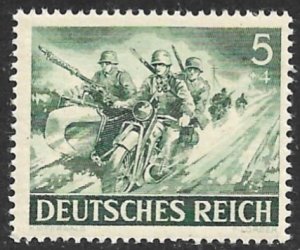 GERMANY 1943 5pf+4pf MOTORCYCLE Army Day Semi Postal Sc B220 MLH