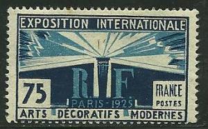 France # 225, Mint Hinge Remain