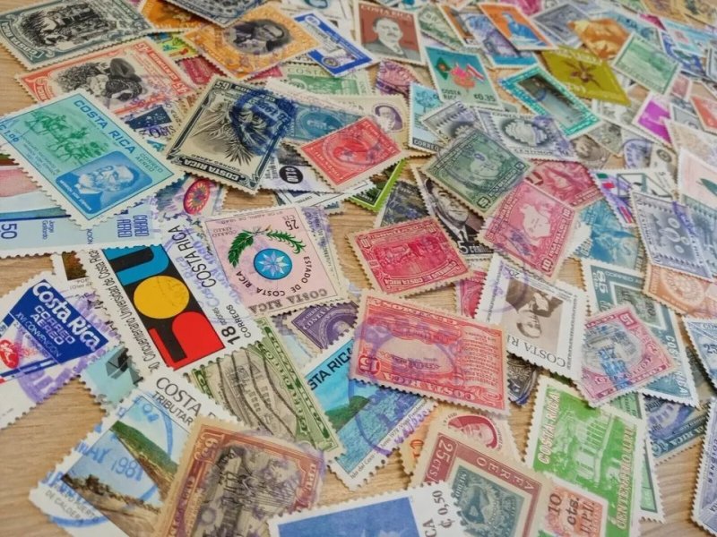 Costa Rica 220 used different old postage stamps ✨Very good value