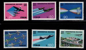 Italy Scott 1098-1102, C140 MNH*   Aircraft stamp set