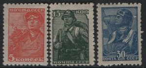 RUSSIA, 734-736, SHORT SET, HINGED, 1939-43,  WORKER, SOLDIER, AVIATOR