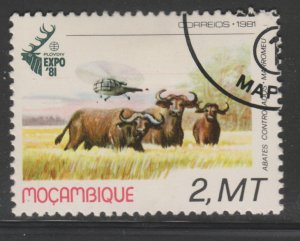 Mozambique 745 African Buffalo and Helicopter 1981