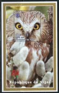 Niger 1005I MNH 1998 Owl souvenir sheet (BB)(an4615)