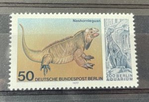 (2135) BERLIN 1977 : Yv# 517 RHINOCEROS IGUANA - MNH VF