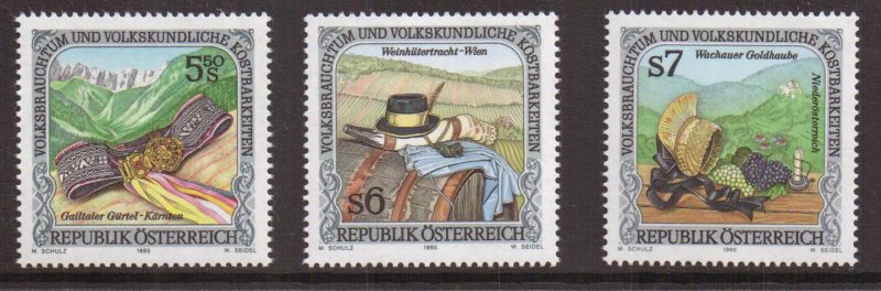 Austria    #1671-73  MNH  1995  folklore and customs