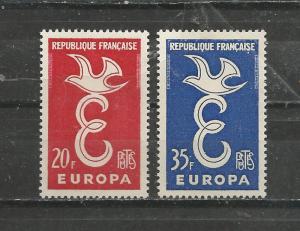 France Scott catalogue # 889-890 Unused Hinged